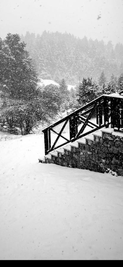 Villa Shelter Kalavryta Exterior foto
